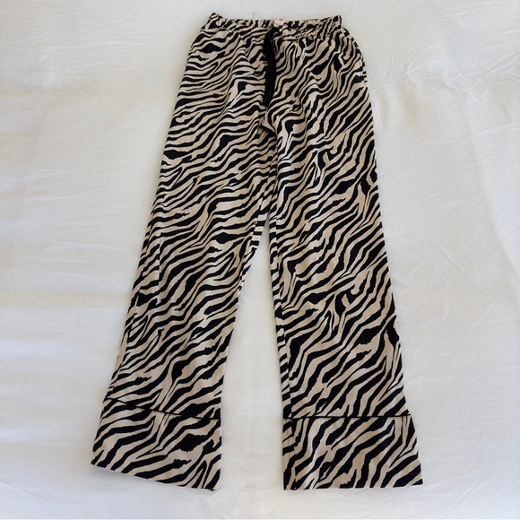 COPY - Victoria secret satin Pj set - Picture 2 of 6